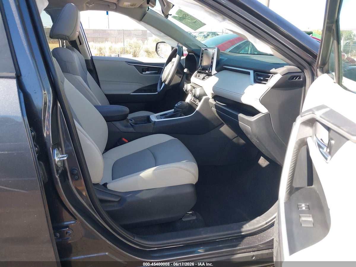 2020 TOYOTA RAV4 XLE PREMIUM — снимка 5