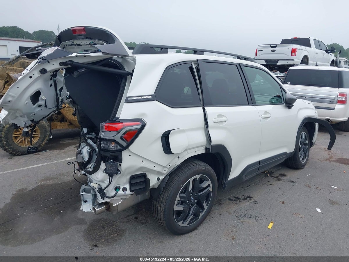 2025 SUBARU FORESTER LIMITED — снимка 4