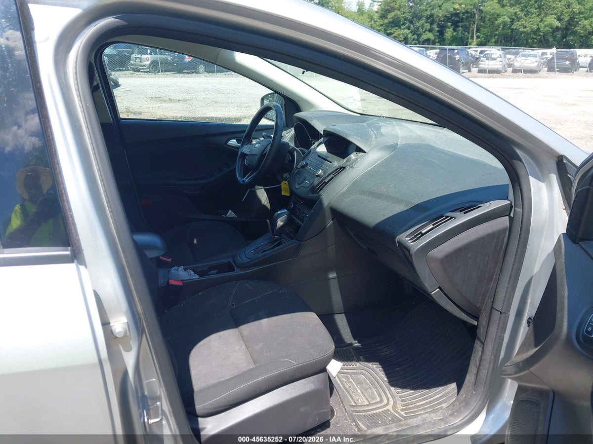 2016 FORD FOCUS SE — снимка 5