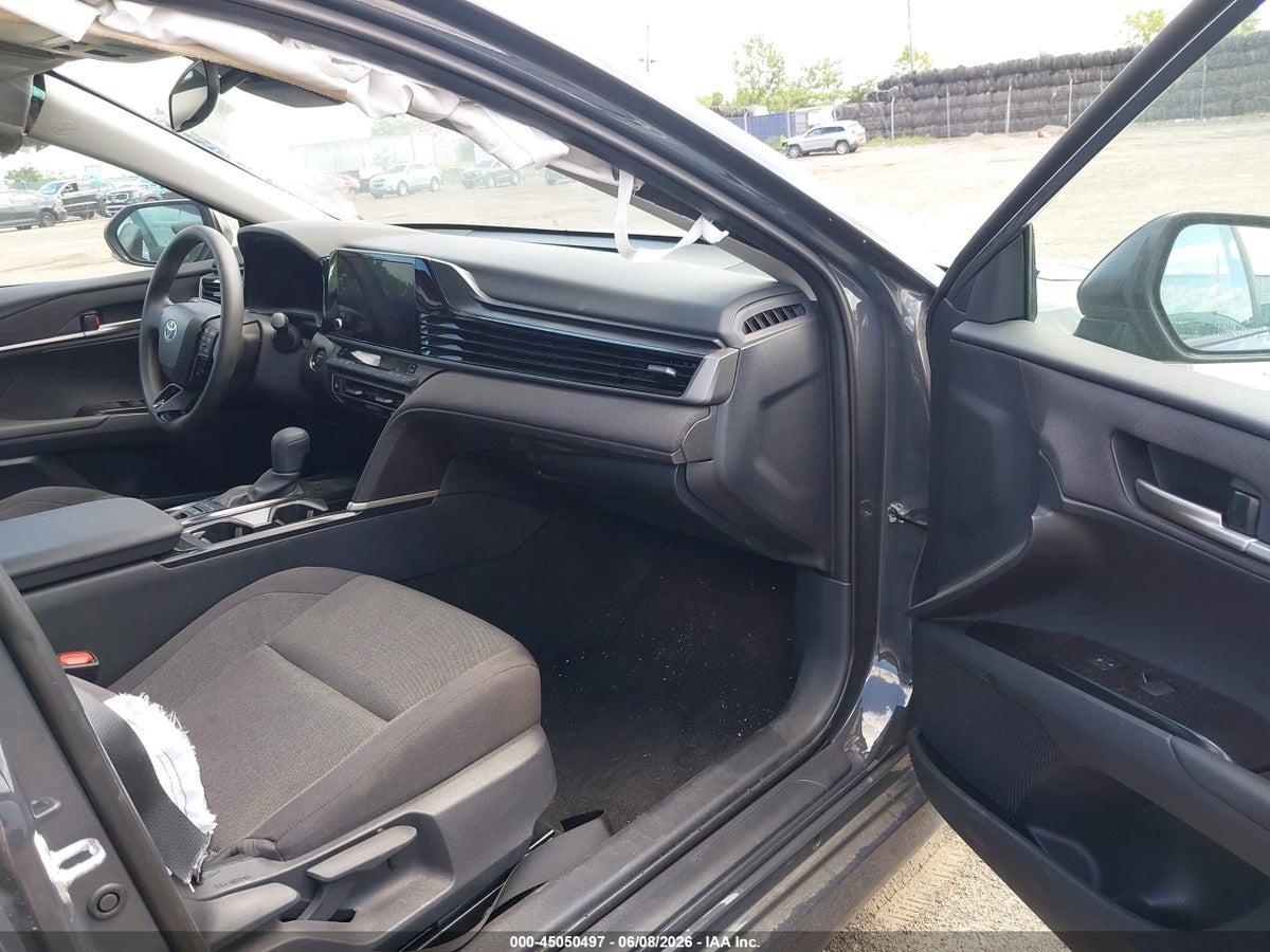 2025 TOYOTA CAMRY LE — снимка 5