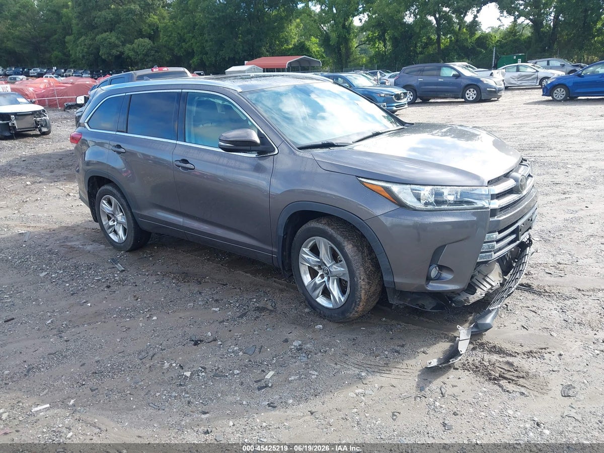 2018 TOYOTA HIGHLANDER LIMITED