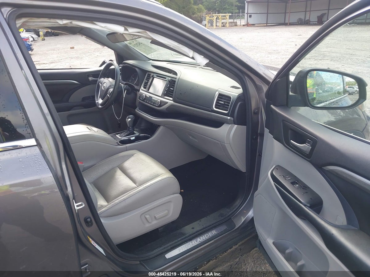 2018 TOYOTA HIGHLANDER LIMITED — снимка 5