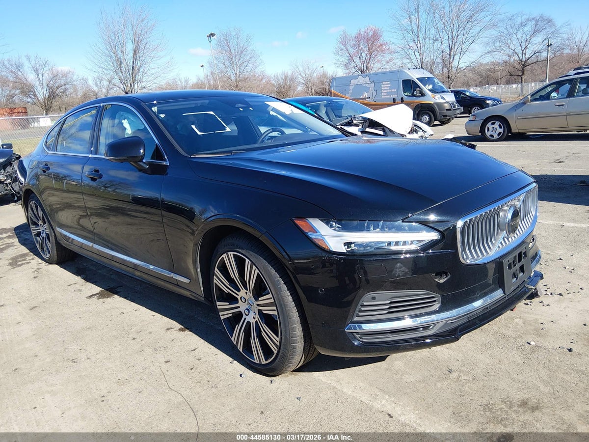 2025 VOLVO S90 PLUG-IN HYBRID T8 PLUS