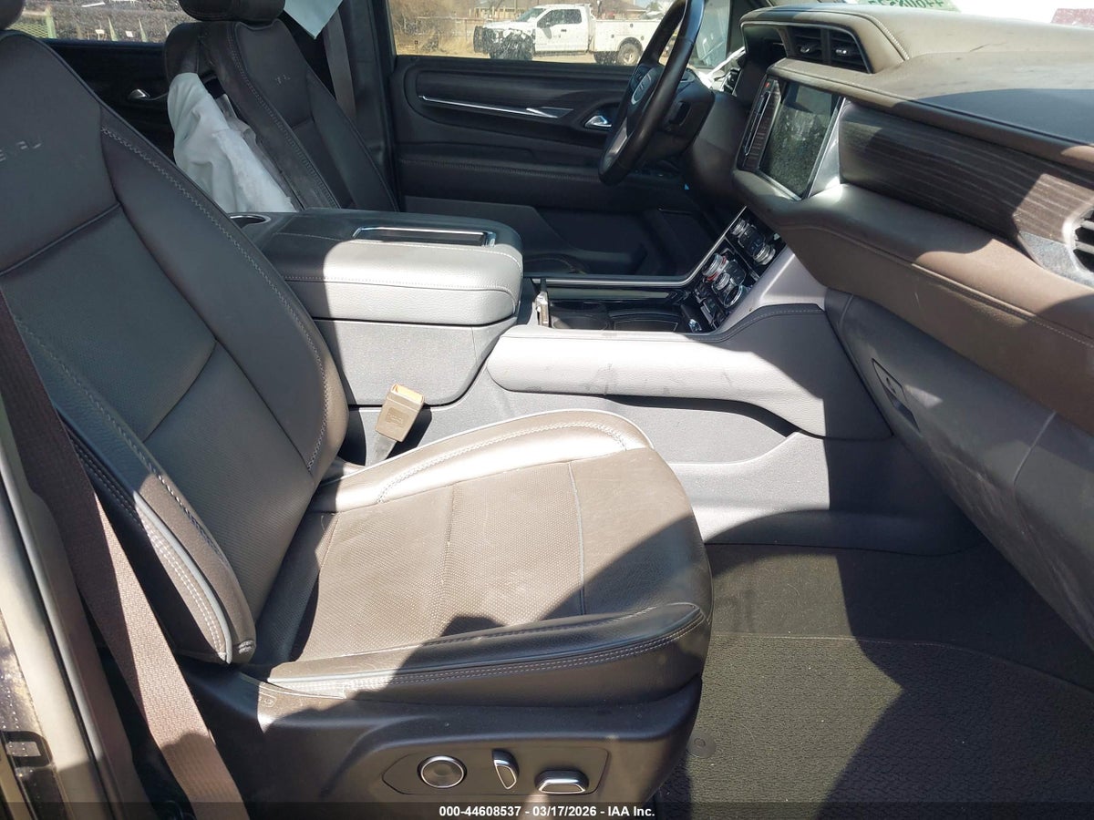 2024 GMC YUKON XL 4WD DENALI — снимка 5