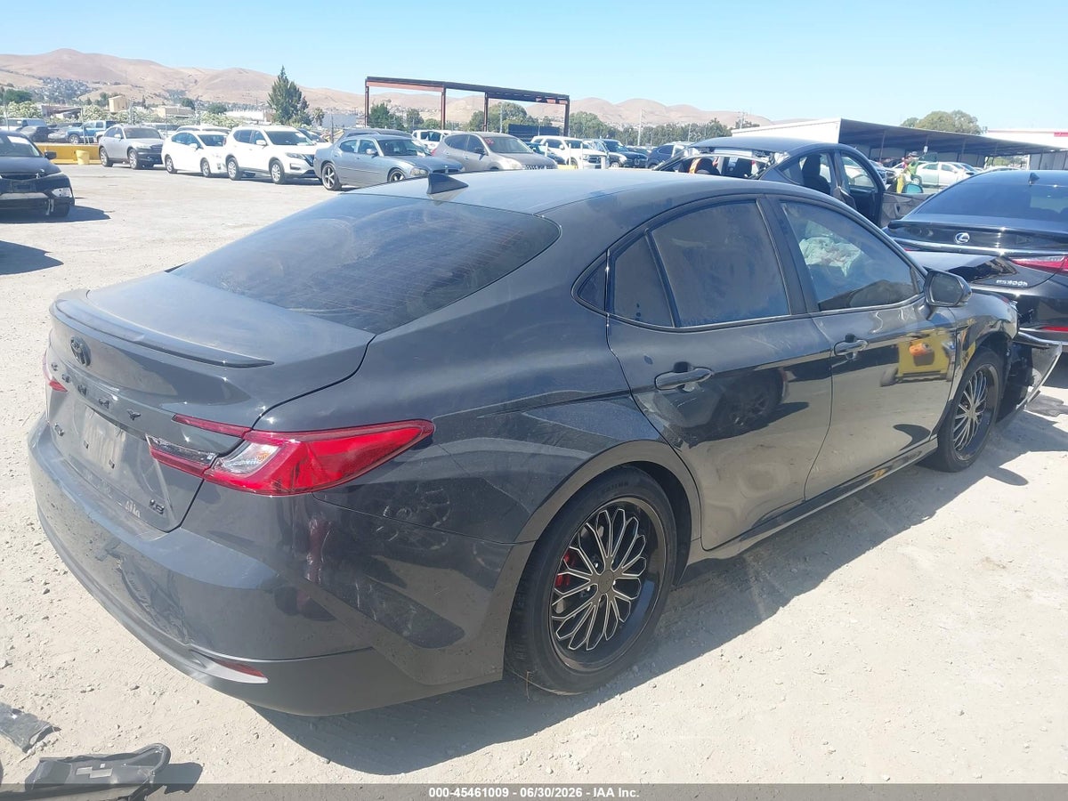 2025 TOYOTA CAMRY LE — снимка 4