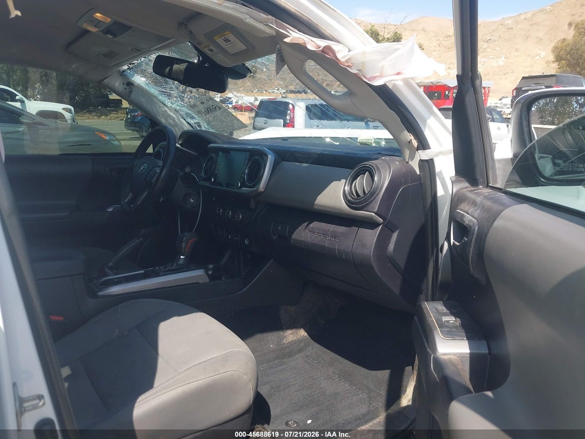 2020 TOYOTA TACOMA SR5 V6 — снимка 5