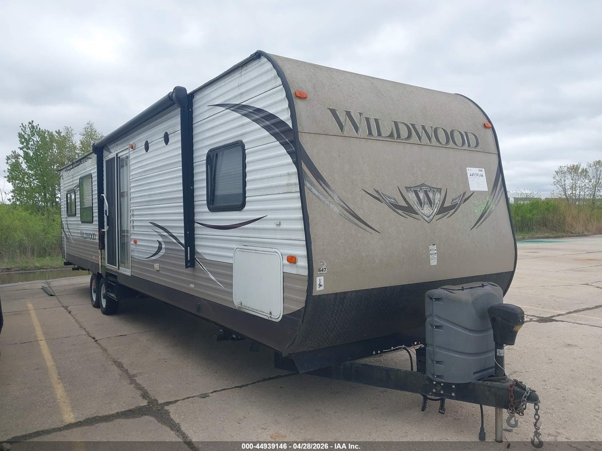 2015 FOREST RIVER WILDWOOD