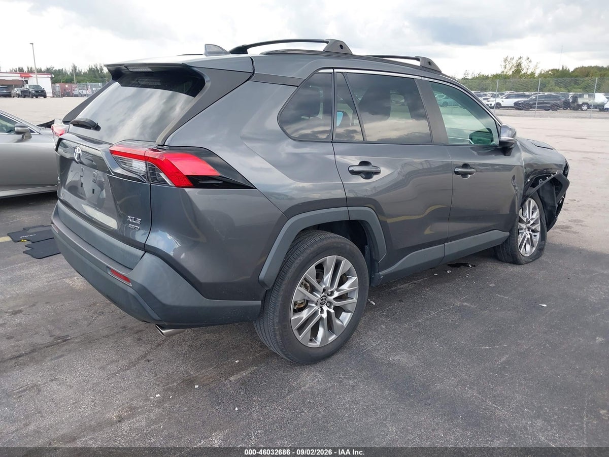 2022 TOYOTA RAV4 XLE PREMIUM — снимка 4