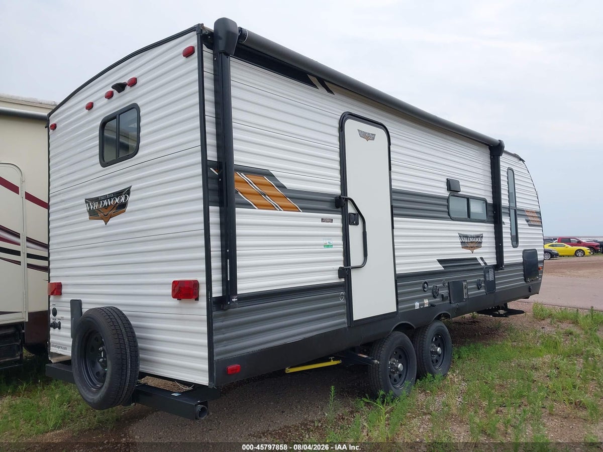 2021 FOREST RIVER WILDWOOD TRAVEL TRAILERS — снимка 4