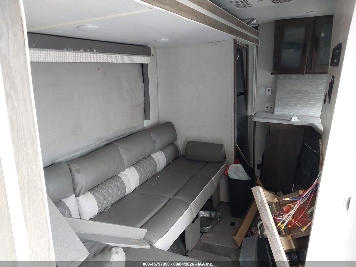 2021 FOREST RIVER WILDWOOD TRAVEL TRAILERS — снимка 5