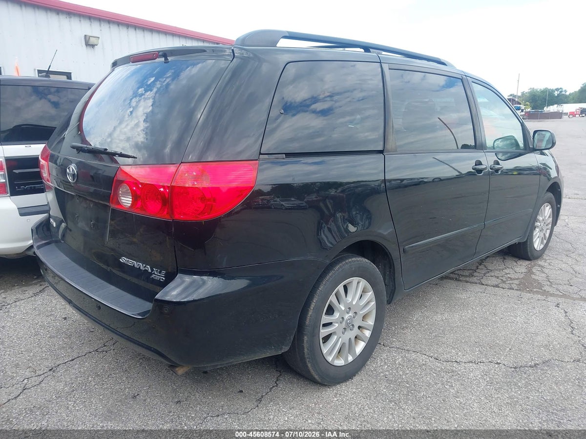 2010 TOYOTA SIENNA XLE — снимка 4