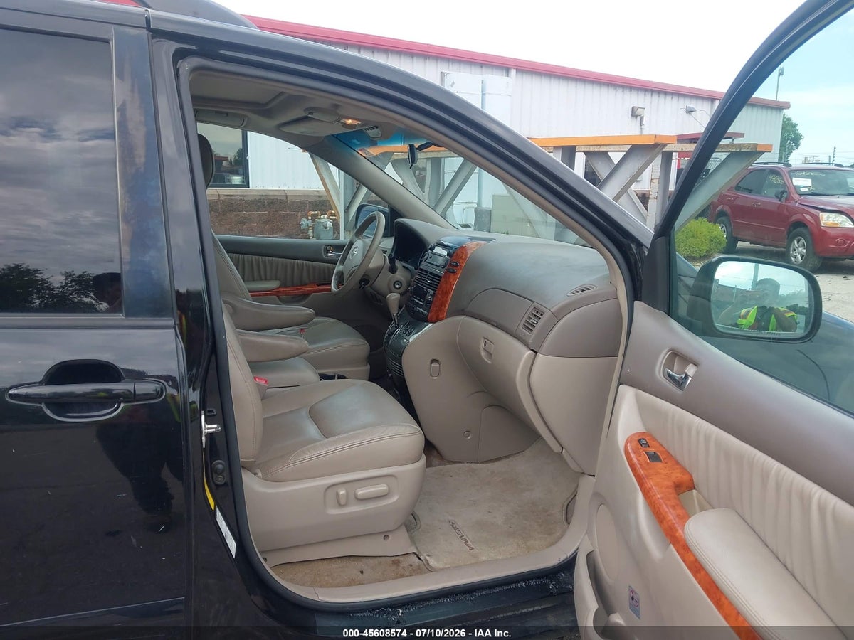 2010 TOYOTA SIENNA XLE — снимка 5