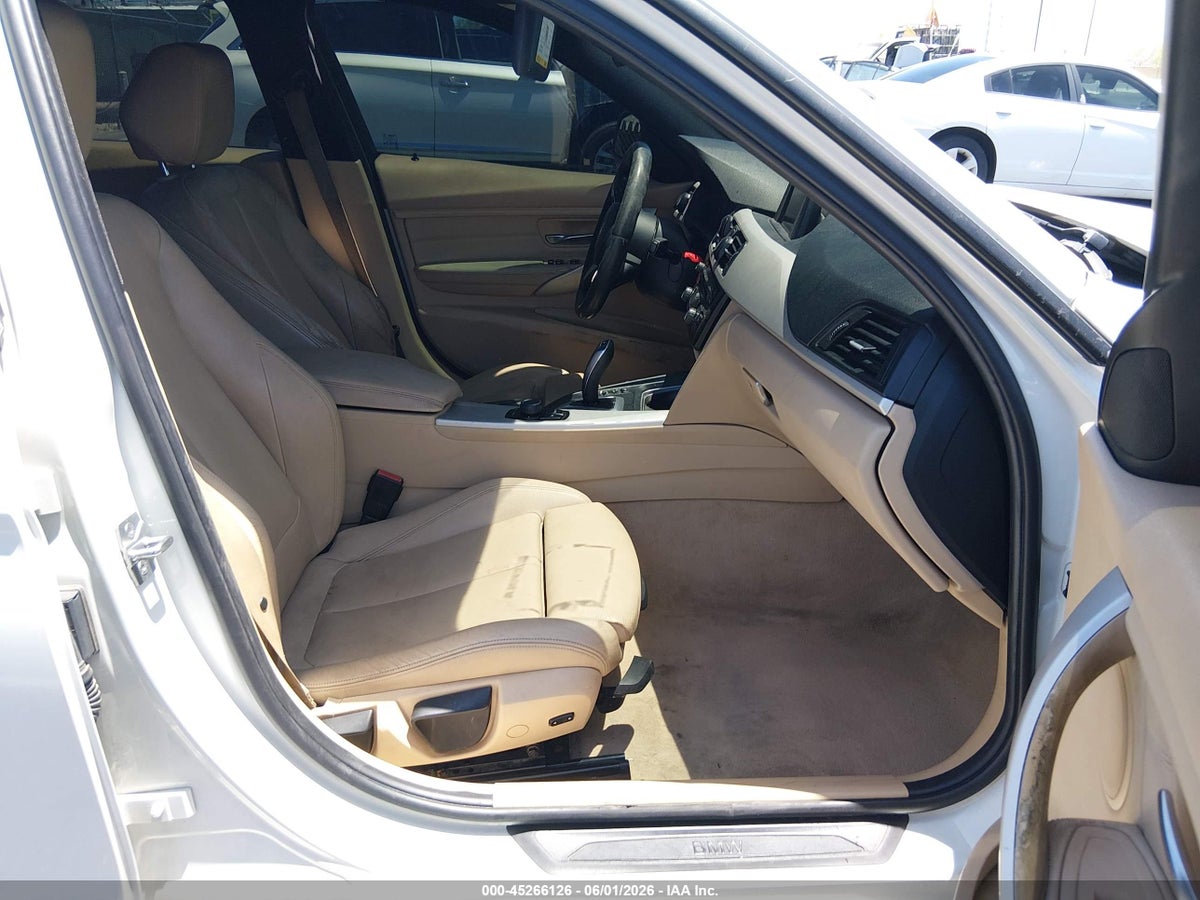 2014 BMW 320I — снимка 5