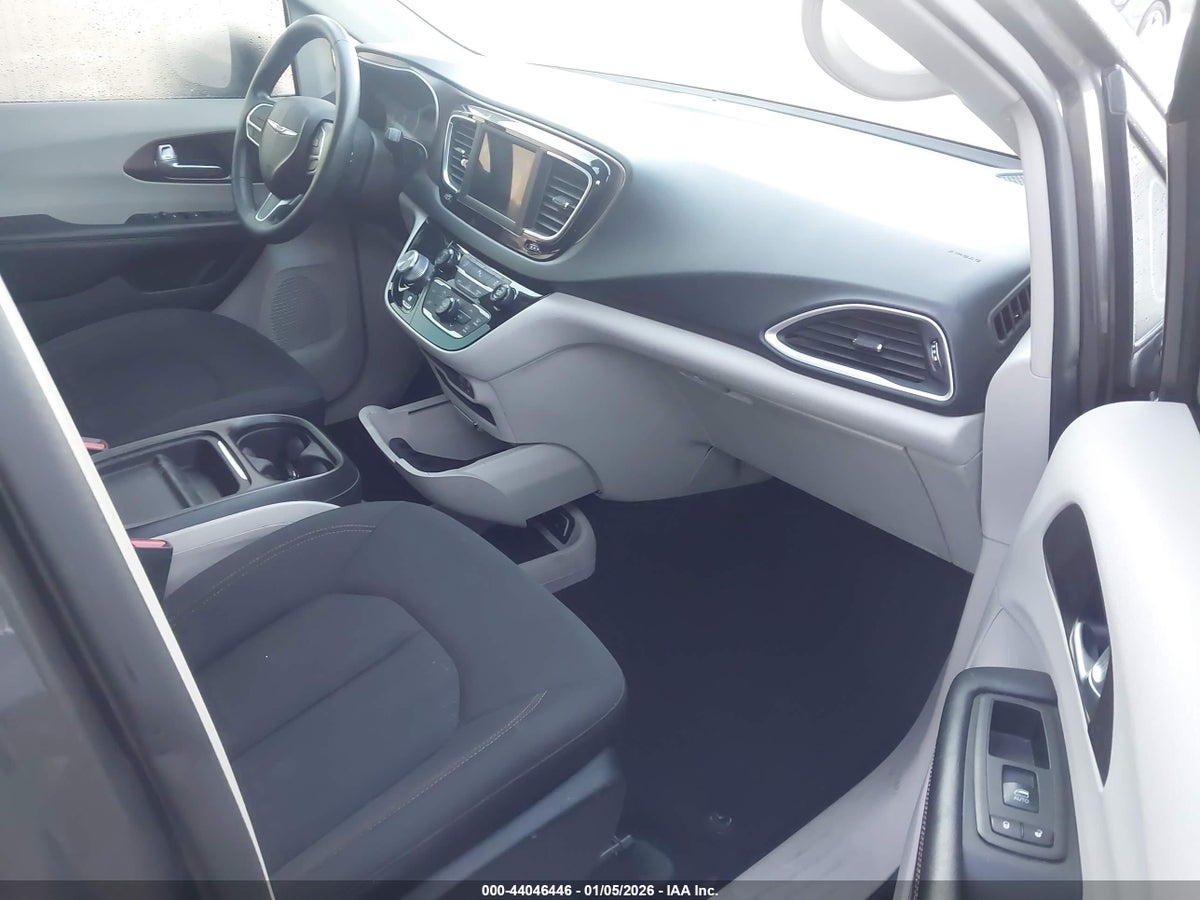 2018 CHRYSLER PACIFICA TOURING PLUS — снимка 5