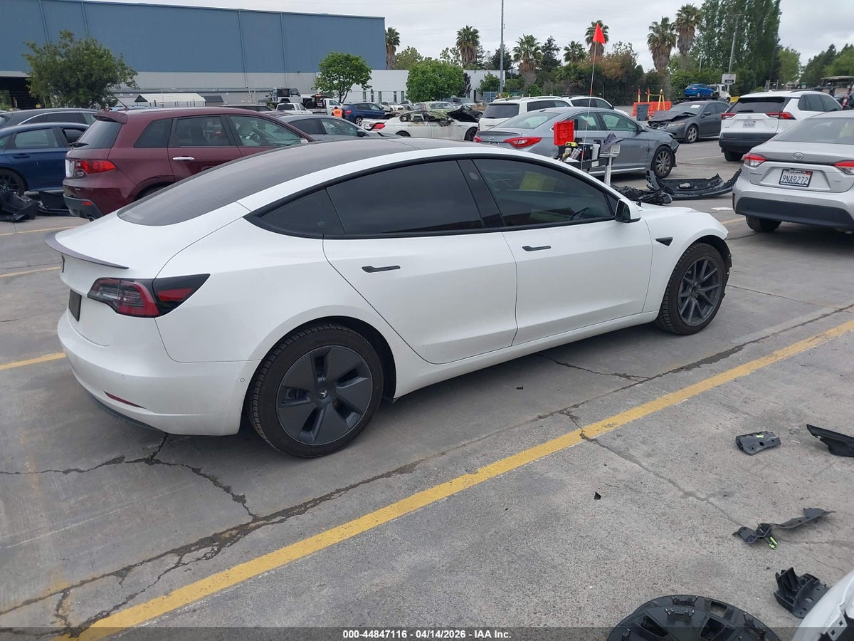 2021 TESLA MODEL 3 STANDARD RANGE PLUS REAR-WHEEL DRIVE — снимка 4