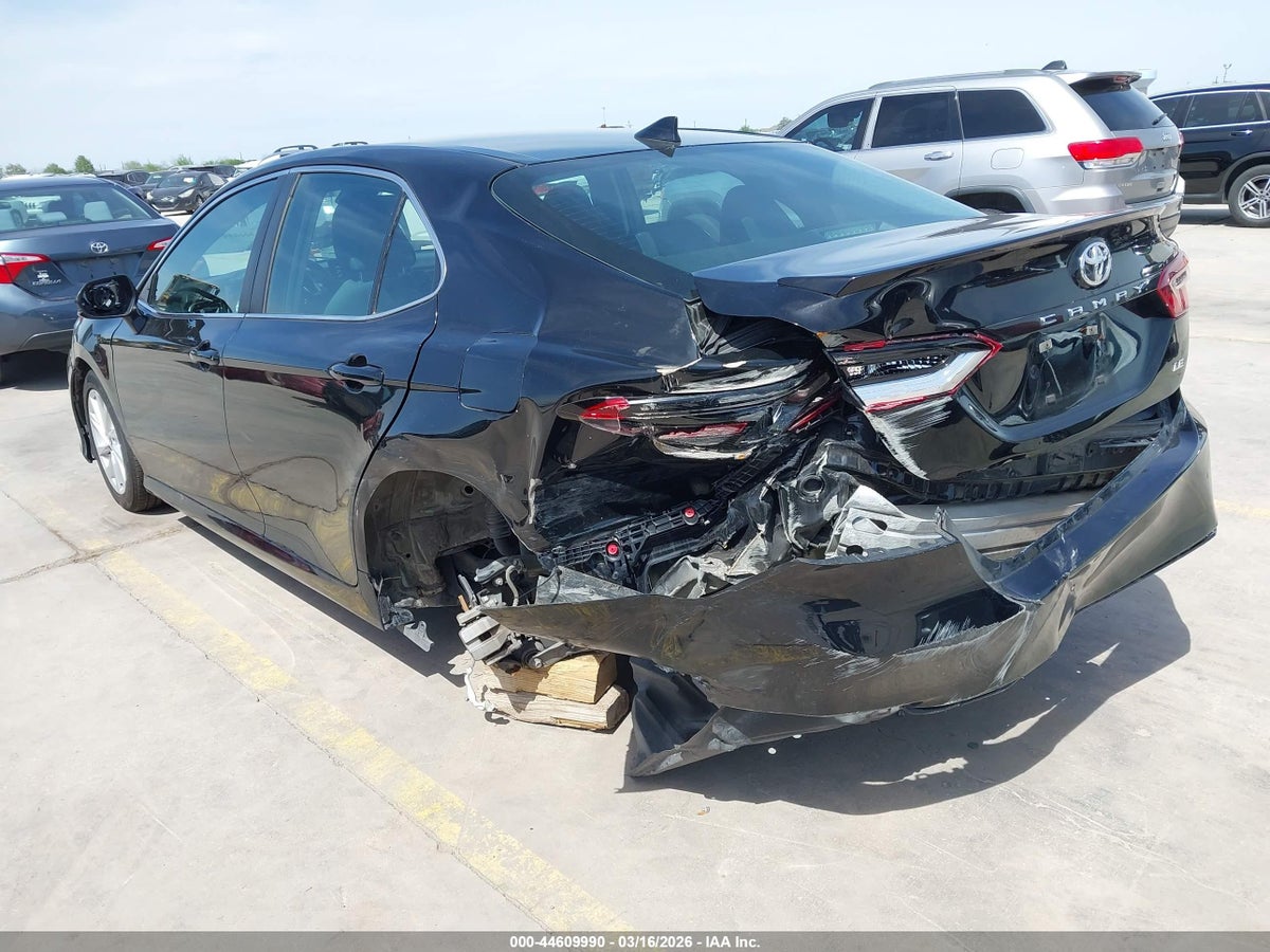 2022 TOYOTA CAMRY LE — снимка 3
