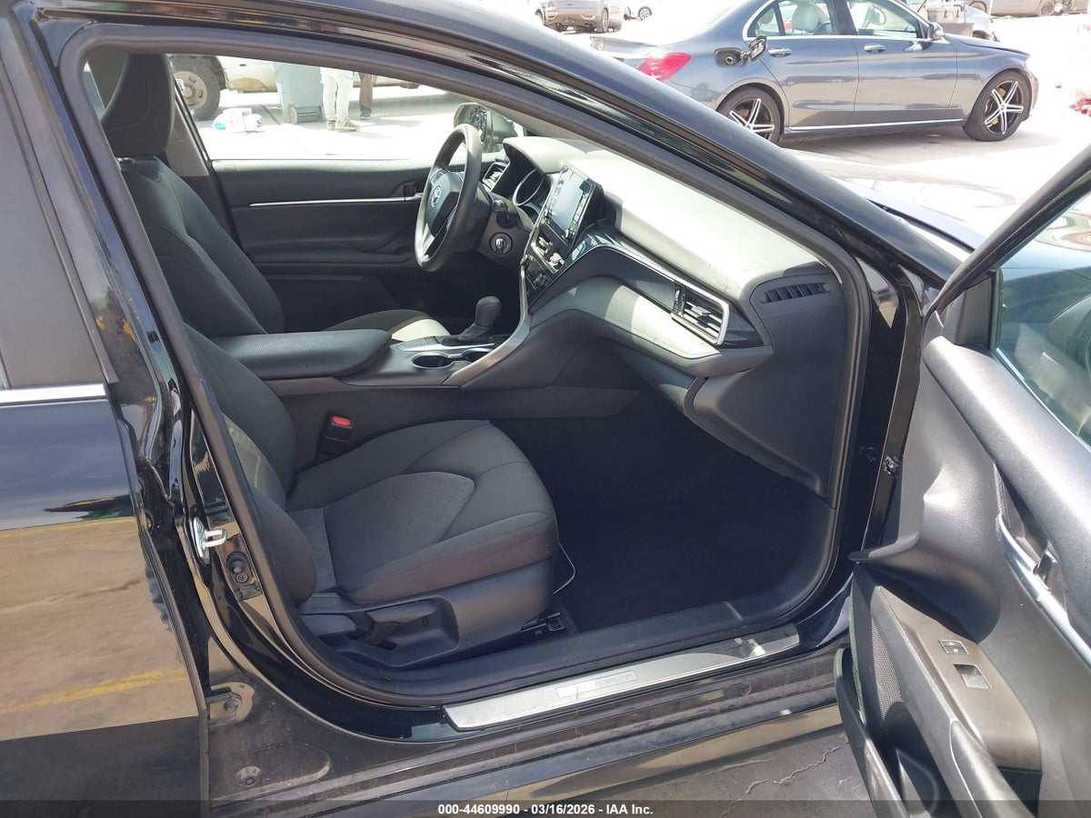 2022 TOYOTA CAMRY LE — снимка 5
