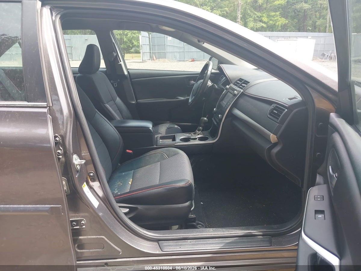 2017 TOYOTA CAMRY SE — снимка 5