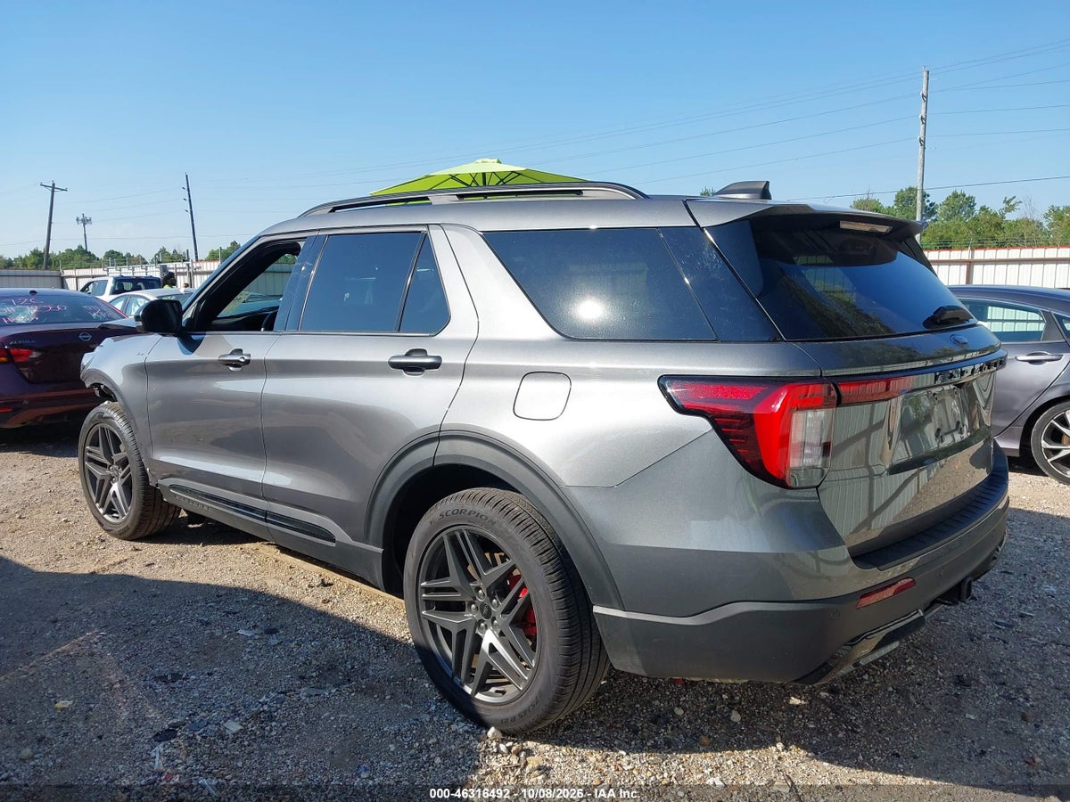 2026 FORD EXPLORER ST-LINE — photo 3