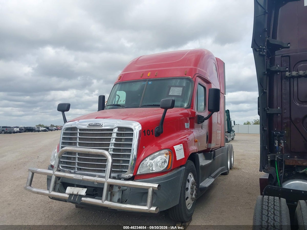 2015 FREIGHTLINER CASCADIA 125 — снимка 2