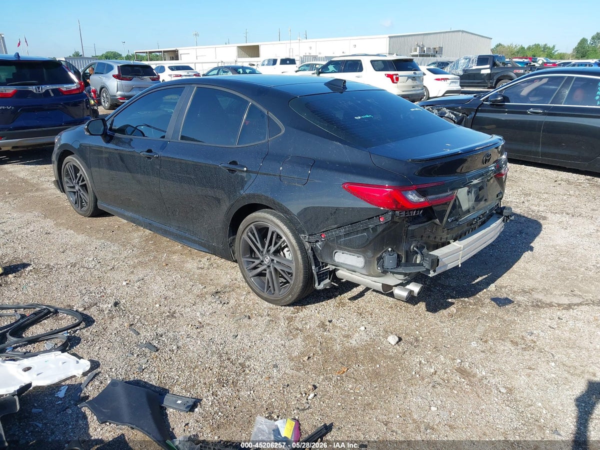 2025 TOYOTA CAMRY XSE — снимка 3