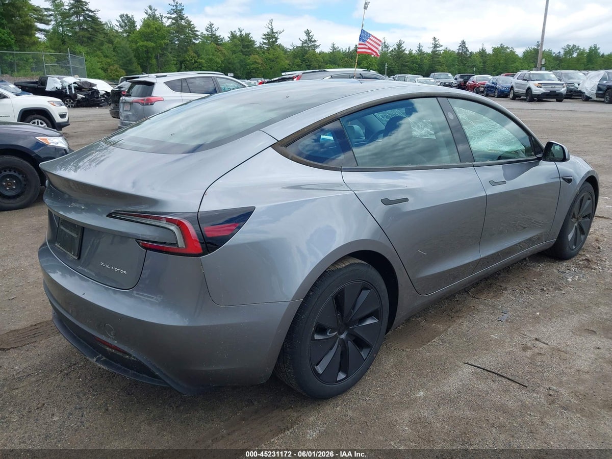 2025 TESLA MODEL 3 LONG RANGE ALL-WHEEL DRIVE — снимка 4