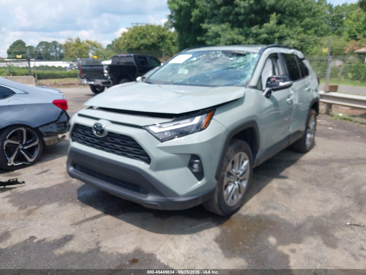 2023 TOYOTA RAV4 XLE PREMIUM — снимка 2