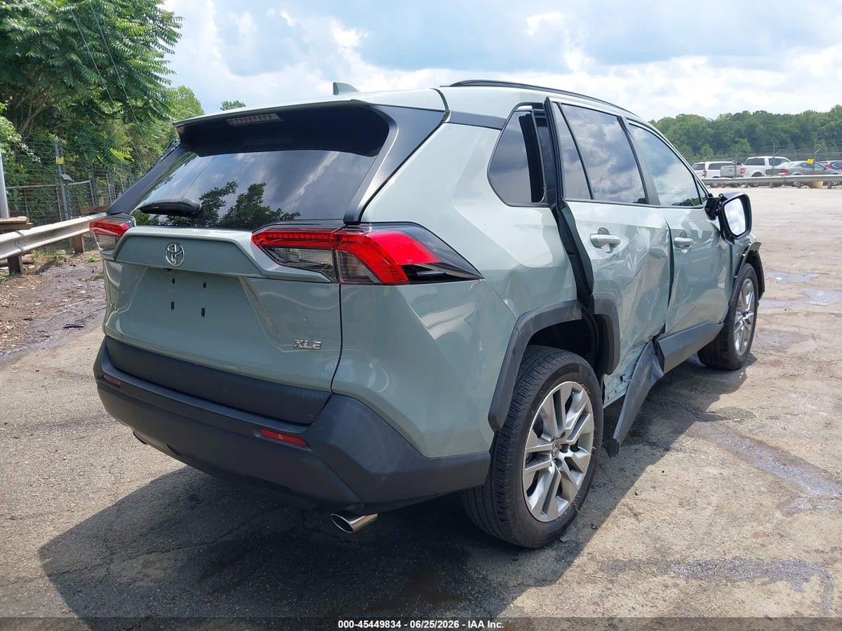 2023 TOYOTA RAV4 XLE PREMIUM — снимка 4