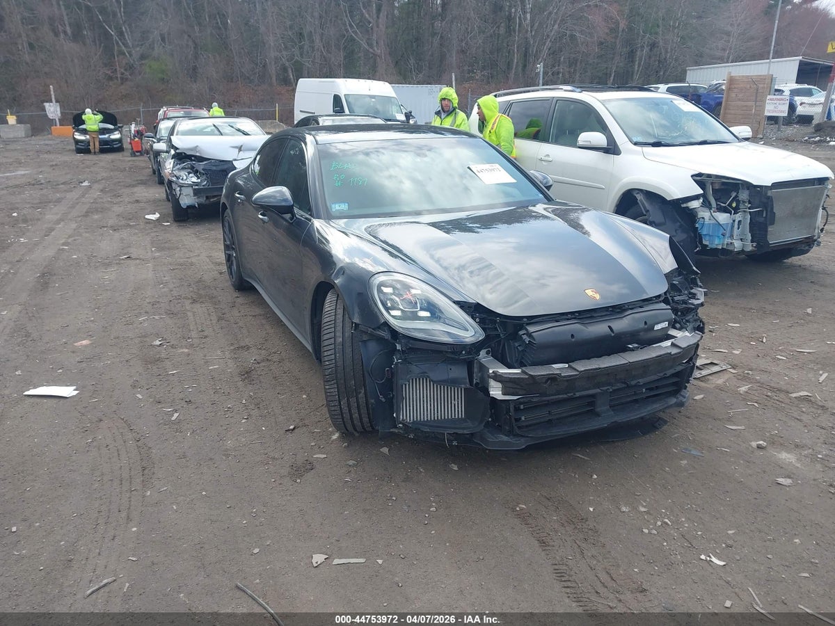 2020 PORSCHE PANAMERA 4S