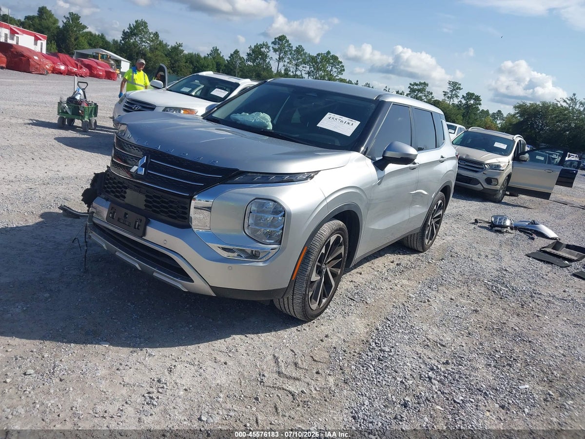 2022 MITSUBISHI OUTLANDER BLACK EDITION 2WD/SE 2.5 2WD/SE LAUNCH EDITION 2WD — снимка 2