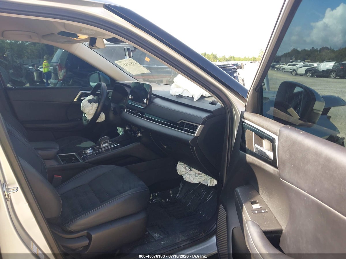 2022 MITSUBISHI OUTLANDER BLACK EDITION 2WD/SE 2.5 2WD/SE LAUNCH EDITION 2WD — снимка 5