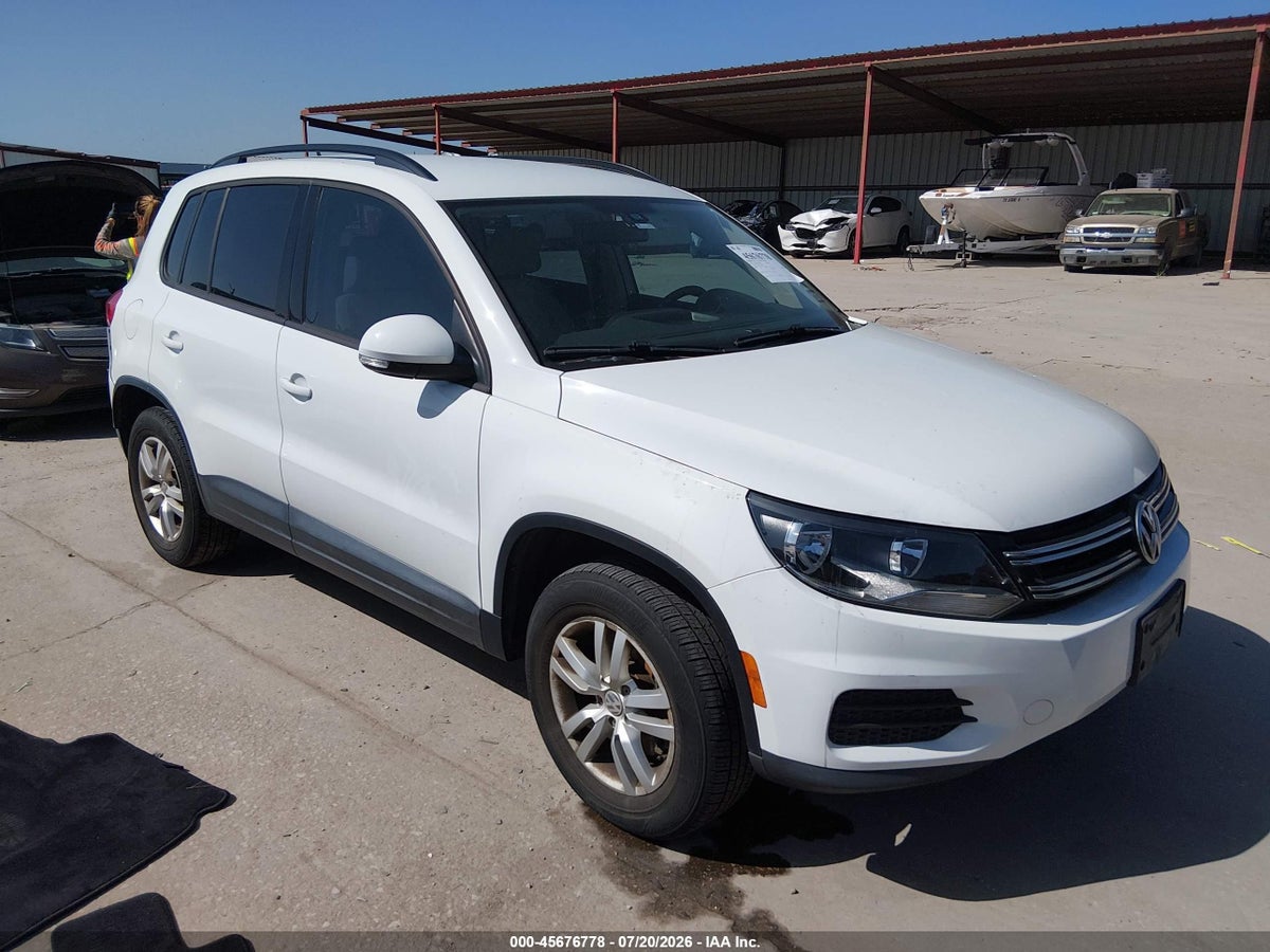 2016 VOLKSWAGEN TIGUAN S