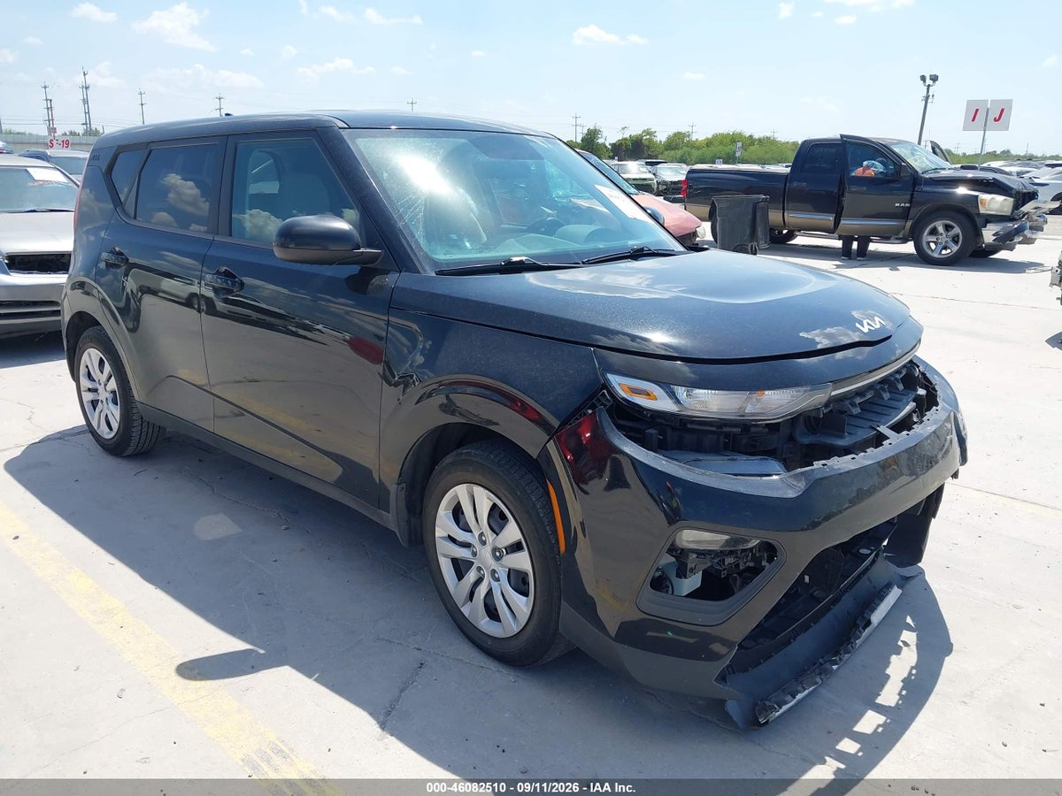 2022 KIA SOUL LX
