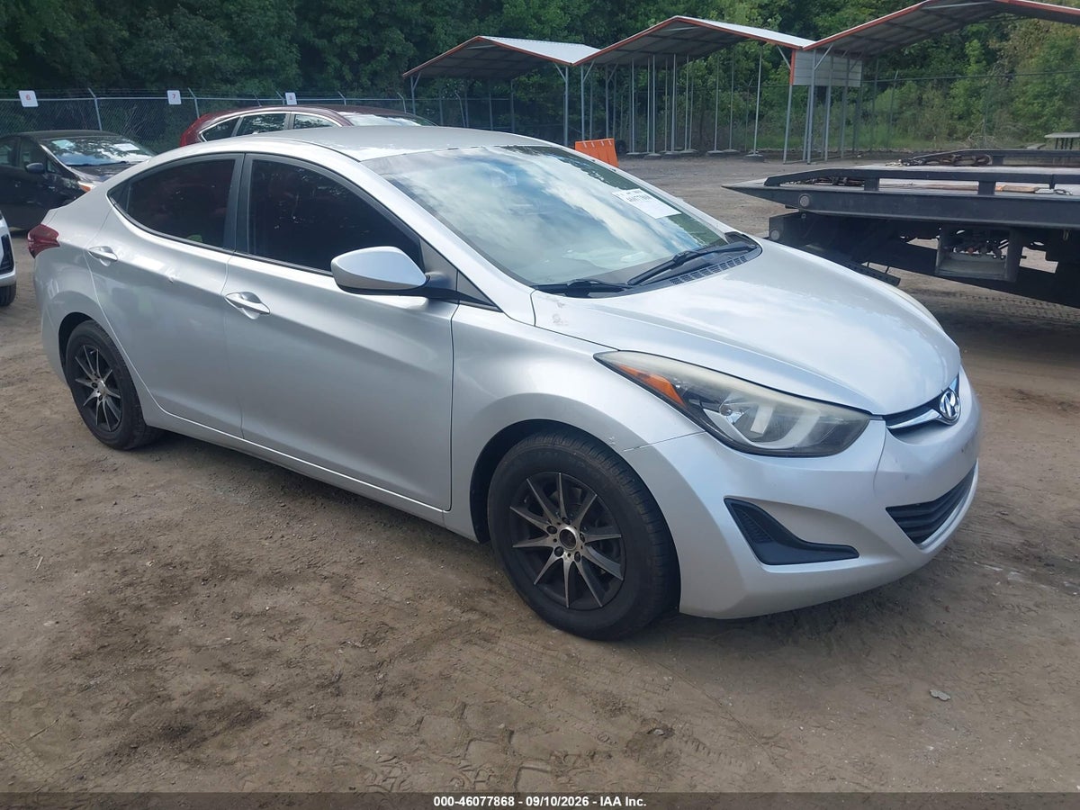 2016 HYUNDAI ELANTRA SE