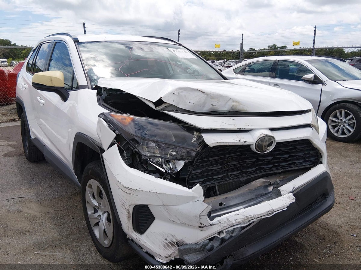 2020 TOYOTA RAV4 LE