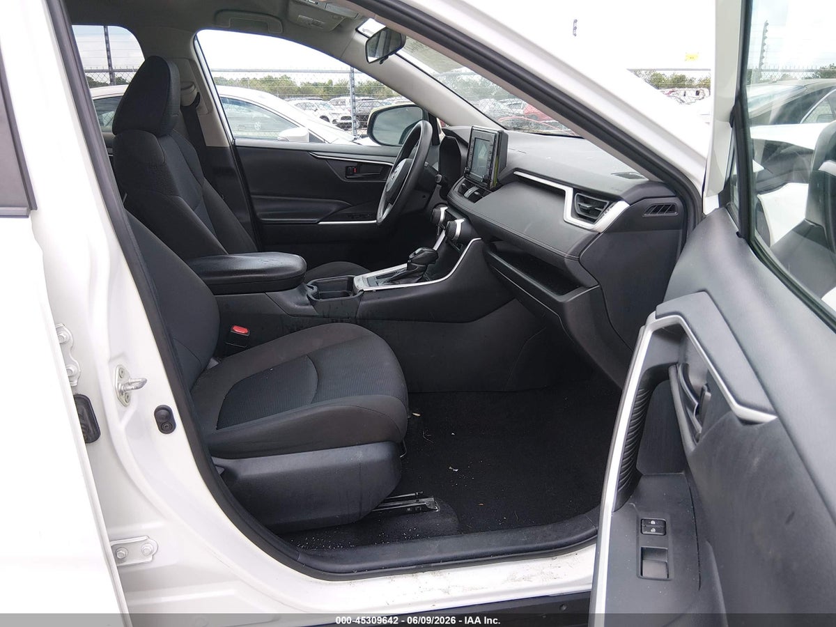 2020 TOYOTA RAV4 LE — снимка 5