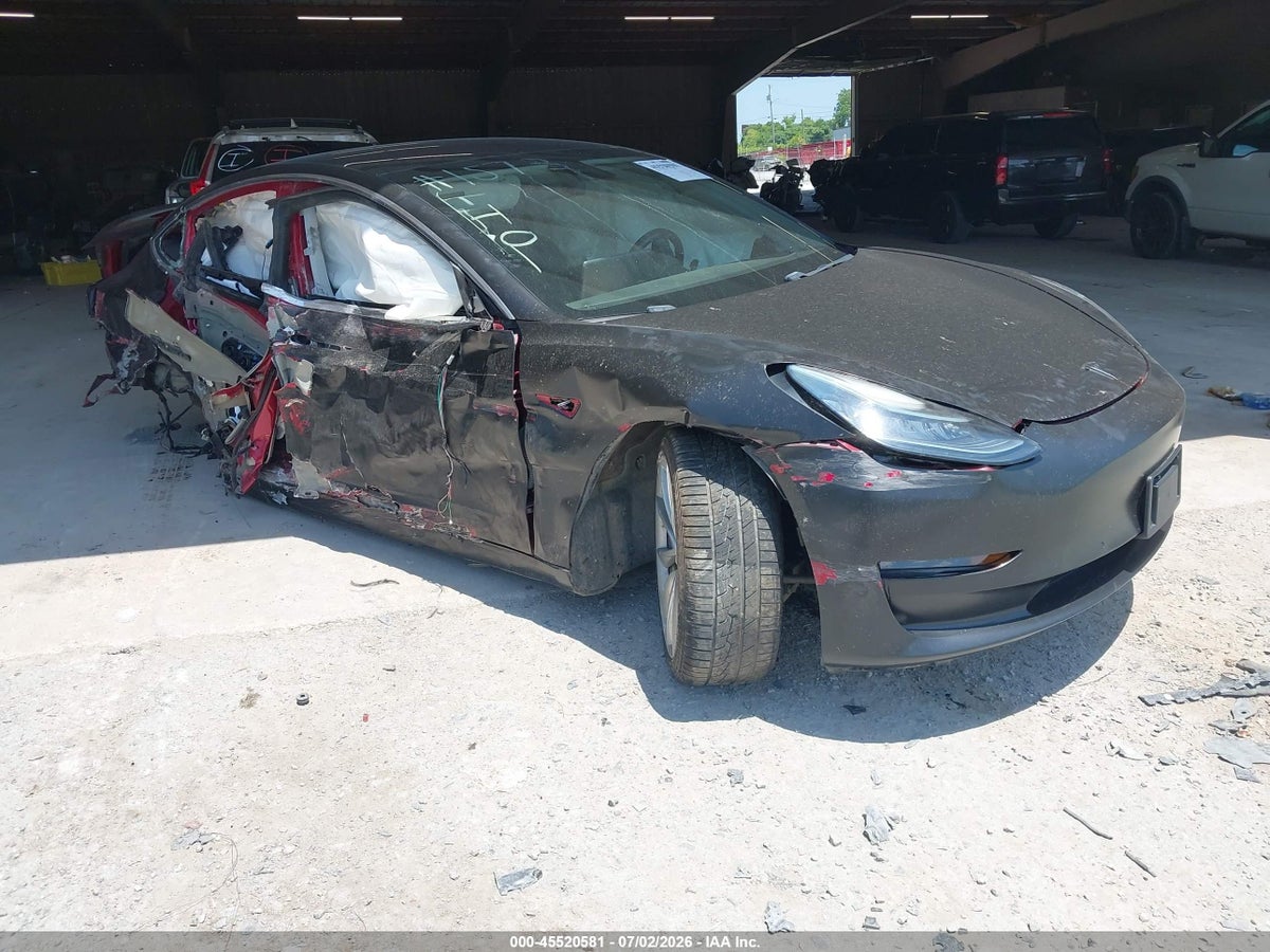 2018 TESLA MODEL 3 LONG RANGE/MID RANGE