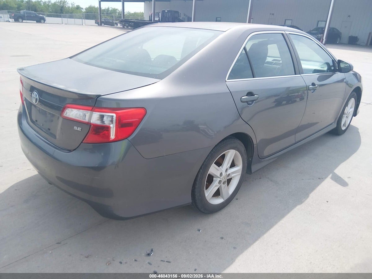 2013 TOYOTA CAMRY SE — снимка 4