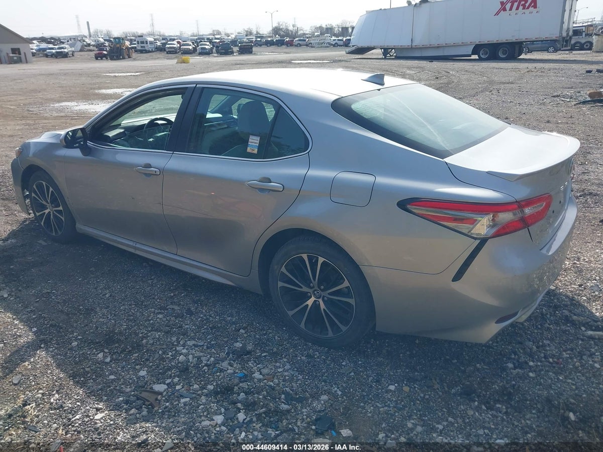 2019 TOYOTA CAMRY SE — снимка 3