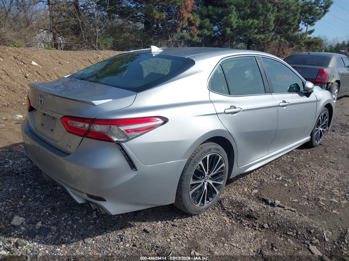 2019 TOYOTA CAMRY SE — снимка 4