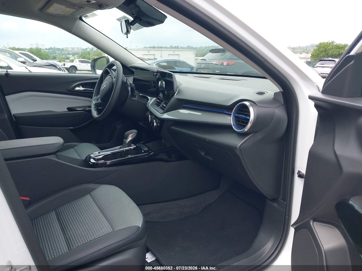 2026 CHEVROLET TRAX FWD LT — снимка 5