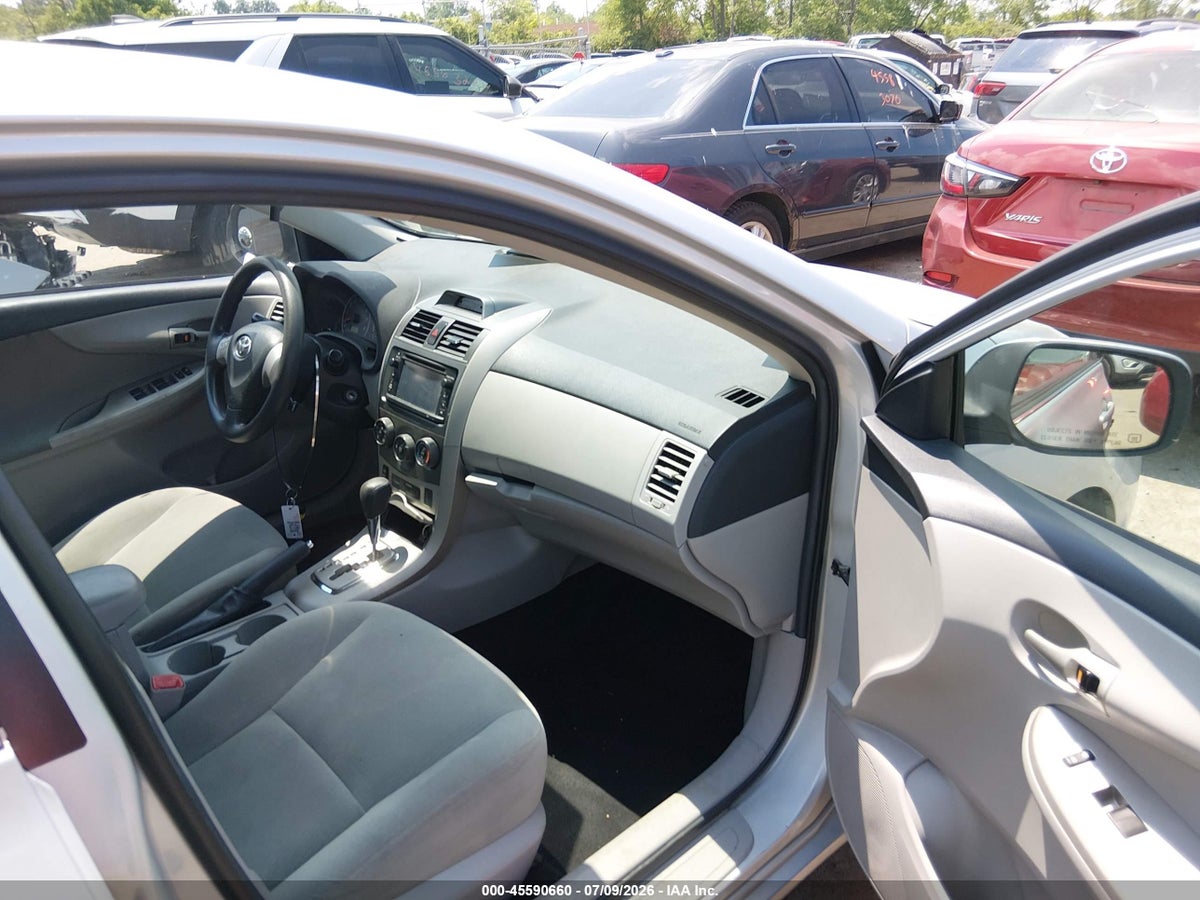 2013 TOYOTA COROLLA LE — снимка 5
