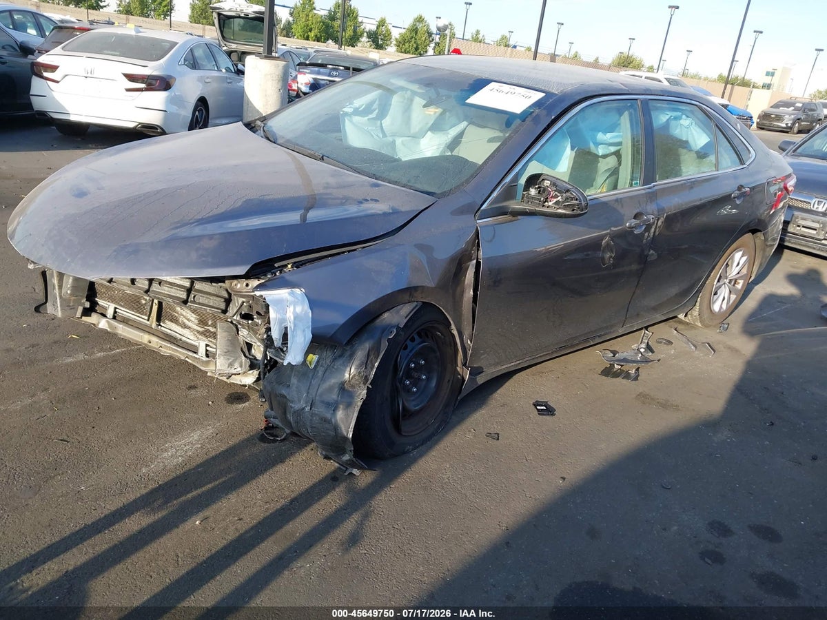 2016 TOYOTA CAMRY LE — снимка 2