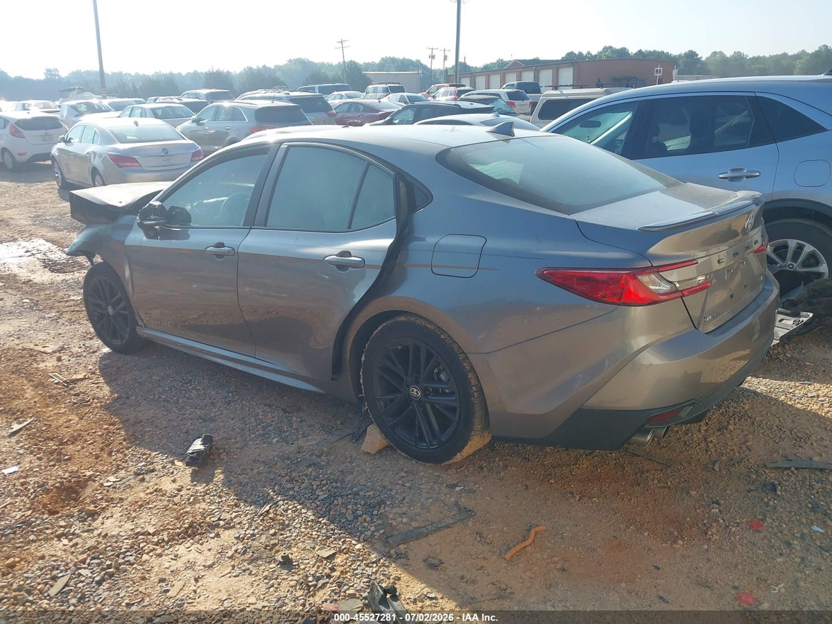 2025 TOYOTA CAMRY SE — снимка 3