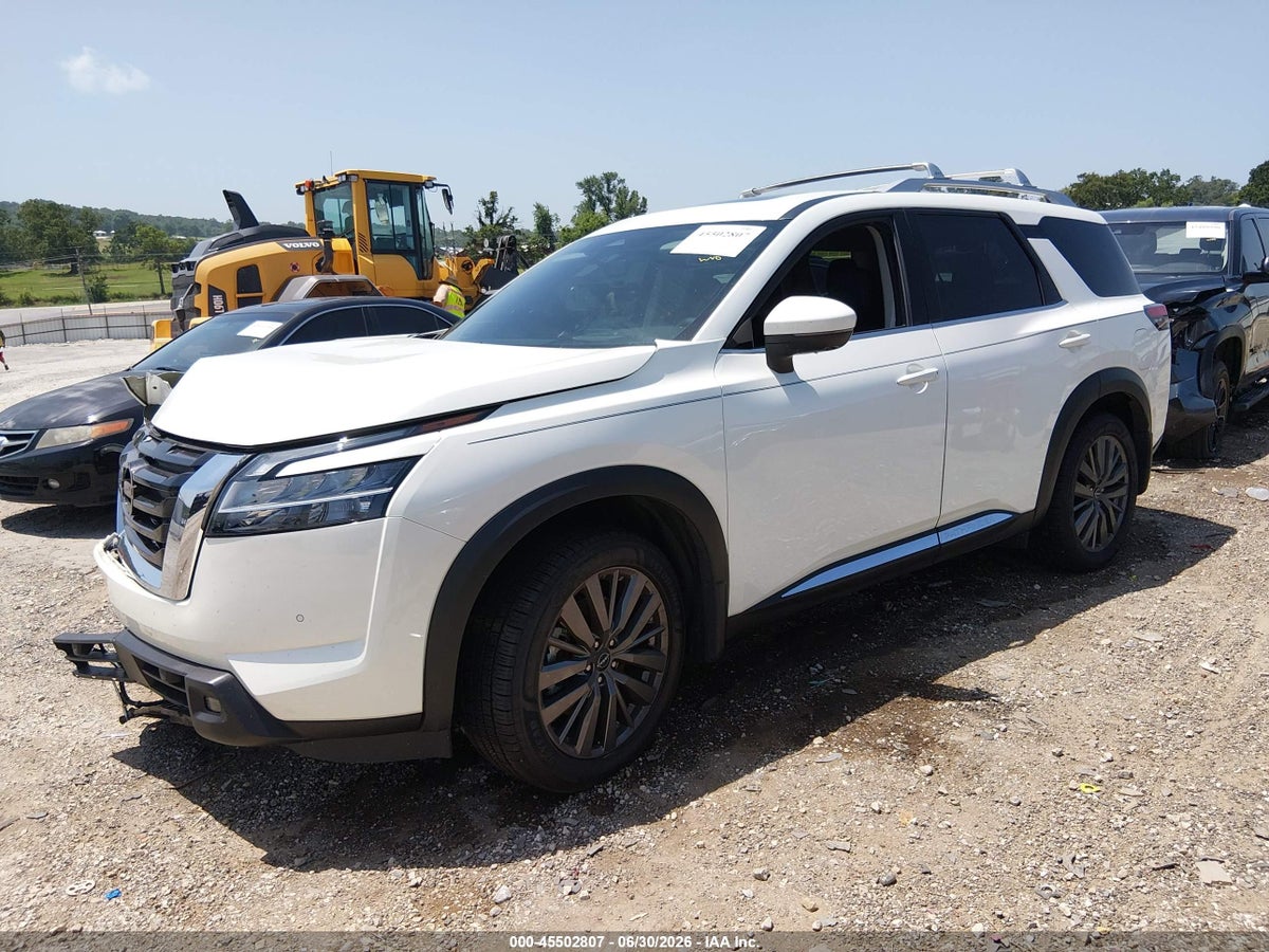 2024 NISSAN PATHFINDER PLATINUM 4WD — снимка 2