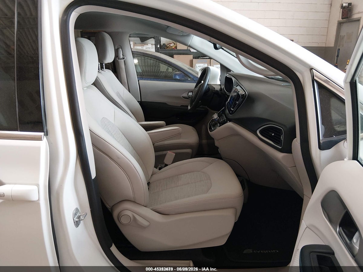 2017 CHRYSLER PACIFICA HYBRID TOURING PLUS — снимка 5