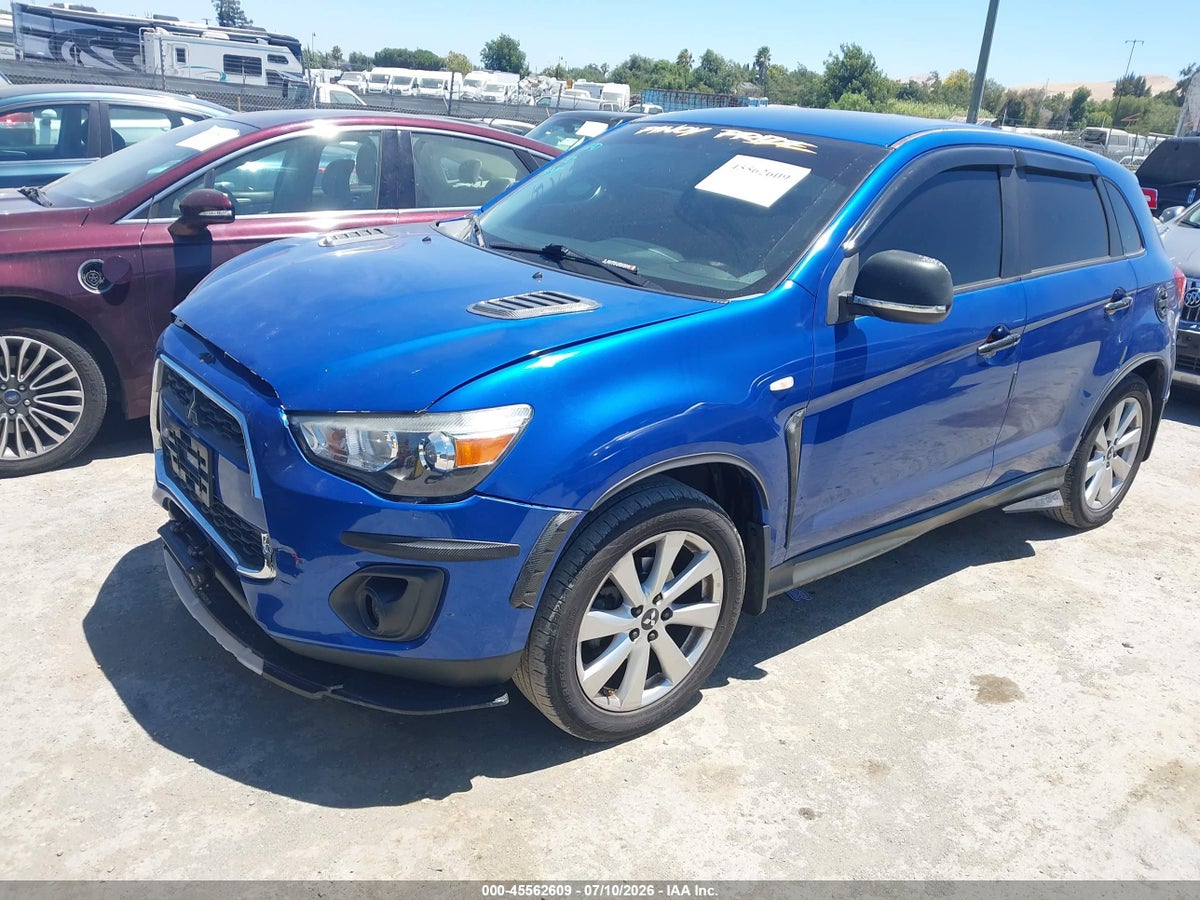 2015 MITSUBISHI OUTLANDER SPORT ES — снимка 2