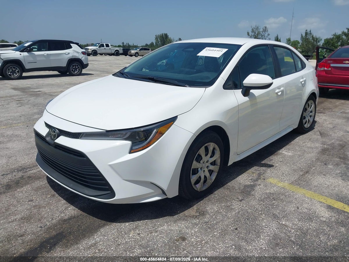 2026 TOYOTA COROLLA LE — снимка 2