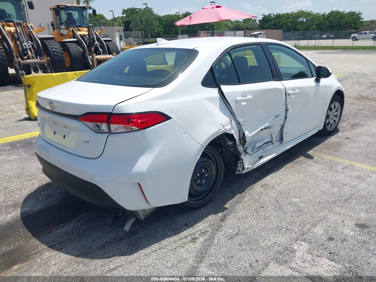 2026 TOYOTA COROLLA LE — снимка 4