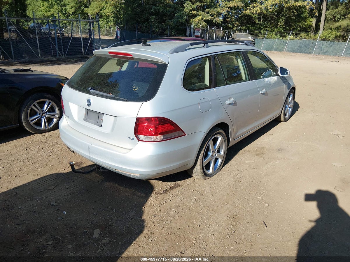 2010 VOLKSWAGEN JETTA TDI — снимка 4